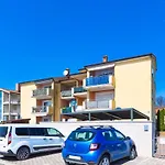 Branko B4 Apartment *